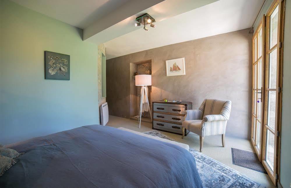 Les Dames De Nage Bed & Breakfast Grand-Champ Exterior photo